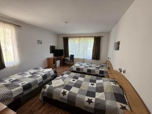 Семеен Хотел Вит