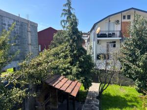 Дом 400м 2 этажа 6 спален с бассейном