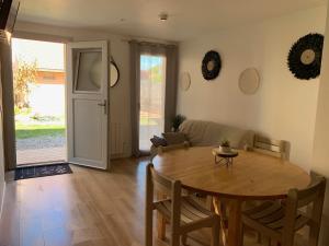 LOGIS HOTELS - Hotel et Restaurant L'Oceana : photos des chambres