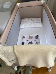 Apartman Colapis- Netflix, self check in, free parking, premium location!