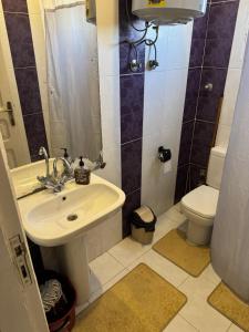 Cozy Retreat by The Sea