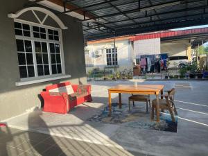 Homestay MamaTwinz, musslimstay, Parit Buntar