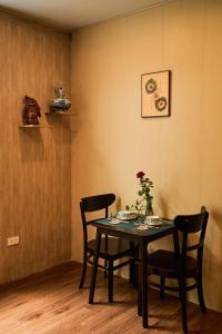 Căn hộ 1 ngủ 1 khách ấm áp trong khu phố Linh lang sầm uất