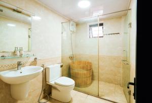 Căn hộ 1 ngủ 1 khách ấm áp trong khu phố Linh lang sầm uất