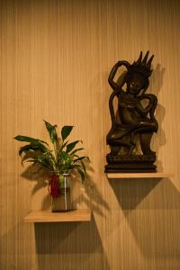 Căn hộ 1 ngủ 1 khách ấm áp trong khu phố Linh lang sầm uất