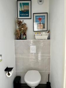 Appartements Appartement moderne avec deux chambres et parking : photos des chambres