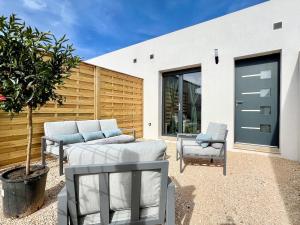 Les Jasmins - 2 Appartements cosy, CLIM, Terrasse, 5 lits, 2 SDB, 8 personnes : photos des chambres