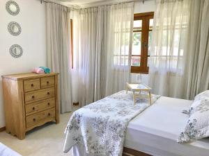 Apto 2 Quartos com Varanda Aconchegante - Próximo da Vila, Praia do Forte