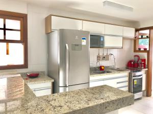 Apto 2 Quartos com Varanda Aconchegante - Próximo da Vila, Praia do Forte