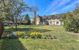 Gorgeous Home In Plélan-Le-Petit - Saint-Maudez