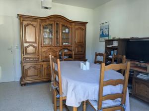 Maisons de vacances Villa centre ville SOULAC sur Mer : photos des chambres