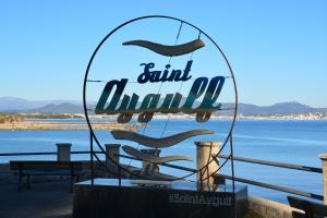 Studio climatisé avec piscine et parking privé