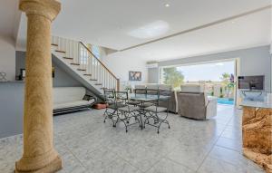 Beautiful Home In Marseillan