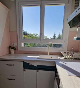 Appartements Cosy F1 Parking prive : photos des chambres