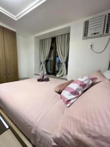 Flat Lux - com Piscina e Netflix