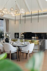 Le Da Villas 5BR Private Pool Villa, Bangtao Beach Phuket