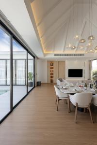 Le Da Villas 5BR Private Pool Villa, Bangtao Beach Phuket