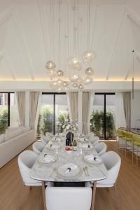 Le Da Villas 5BR Private Pool Villa, Bangtao Beach Phuket