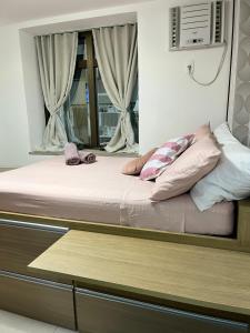 Flat Lux - com Piscina e Netflix