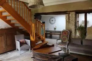 Les Noyers - Maison typique du Poitou - Calme et paisible - Proche du Futuroscope - Quincay