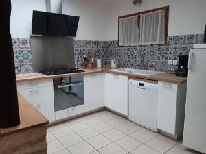 Les Noyers - Maison typique du Poitou - Calme et paisible - Proche du Futuroscope