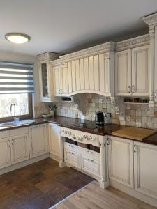 160m piękny stylowy dwupoziomowy dom