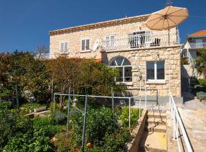 Seaside Apartment Franica