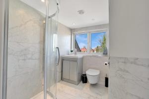 Travard Heathrow 382