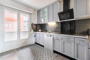 5p 100 m2 Garage 2 BalconiesStrasbourg center