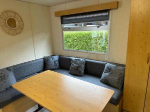 Mobil-home à quelques mètres du lac dAiguebelette