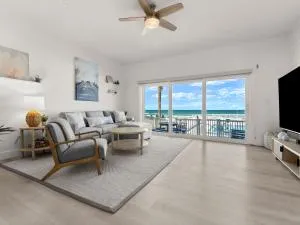 Ocean Vista Renovated Townhouse Steps to Beach & Pool - 埃奇沃特