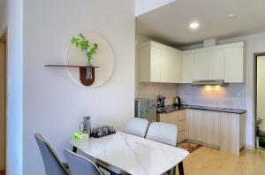 Homestay chung cư Dragon Castle Cái Lân Bãi Cháy