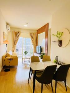 Homestay chung cư Dragon Castle Cái Lân Bãi Cháy