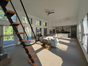 Nature modern lake retreat