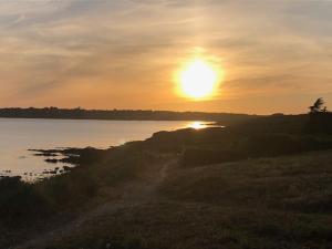 MOBIL HOME 4 personnes, entre rivière et mer