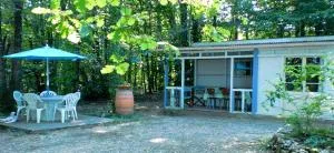 Bungalow aménagé- camping de la coquette - Saint-Capraise-dʼEymet