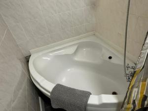 1, 2 and 3 Bed Exec Apartments