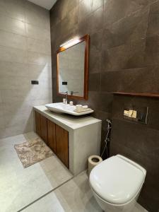 Lady Lavinia Residence