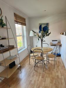 Chic Apartment