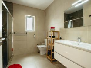 Cazenn Salir do Porto - Holiday house