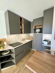 T2 - Cité des congrès - 5 à pied de la gare - Parking