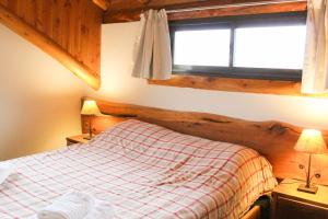 NOTRO 4 Tachuri en la base del cerro Catedral con vistas