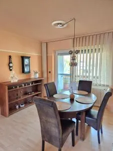 Casa Dami - Charmante Ferien- und Monteurwohnung in Flughafennähe - Neuhäusel