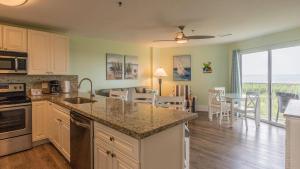 2405 Ocean Pointe Suites