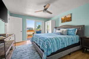 Beach Condo with Ocean View