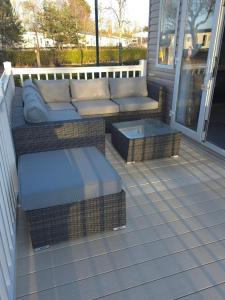 Silver 3 Bed Static Caravan With Patio