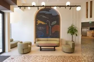 Bizipoz Hôtel - 乌瑞基尼