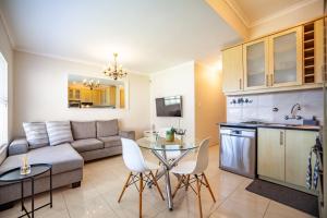 Coral Breeze Walk to Everything