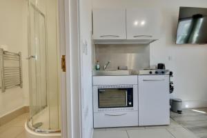 Aylward queen street apartments S19 Ground Floor Near City Centre, Gunwharf Quays