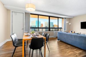 Crystal City Escape Stylish Apt Close to DC Airport